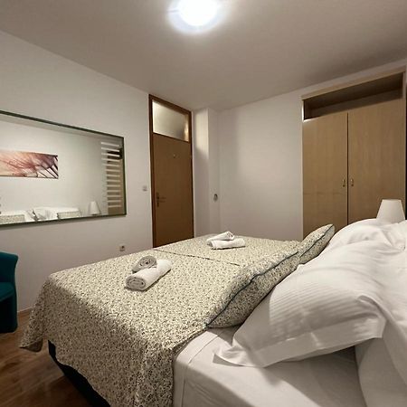 Family Apartment Makarska Exterior photo